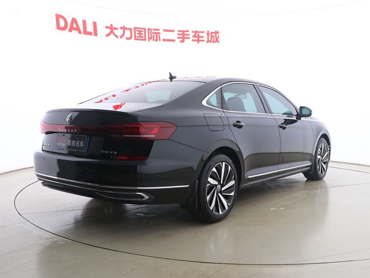 大眾 帕薩特  2023款 改款 330TSI 精英版圖片