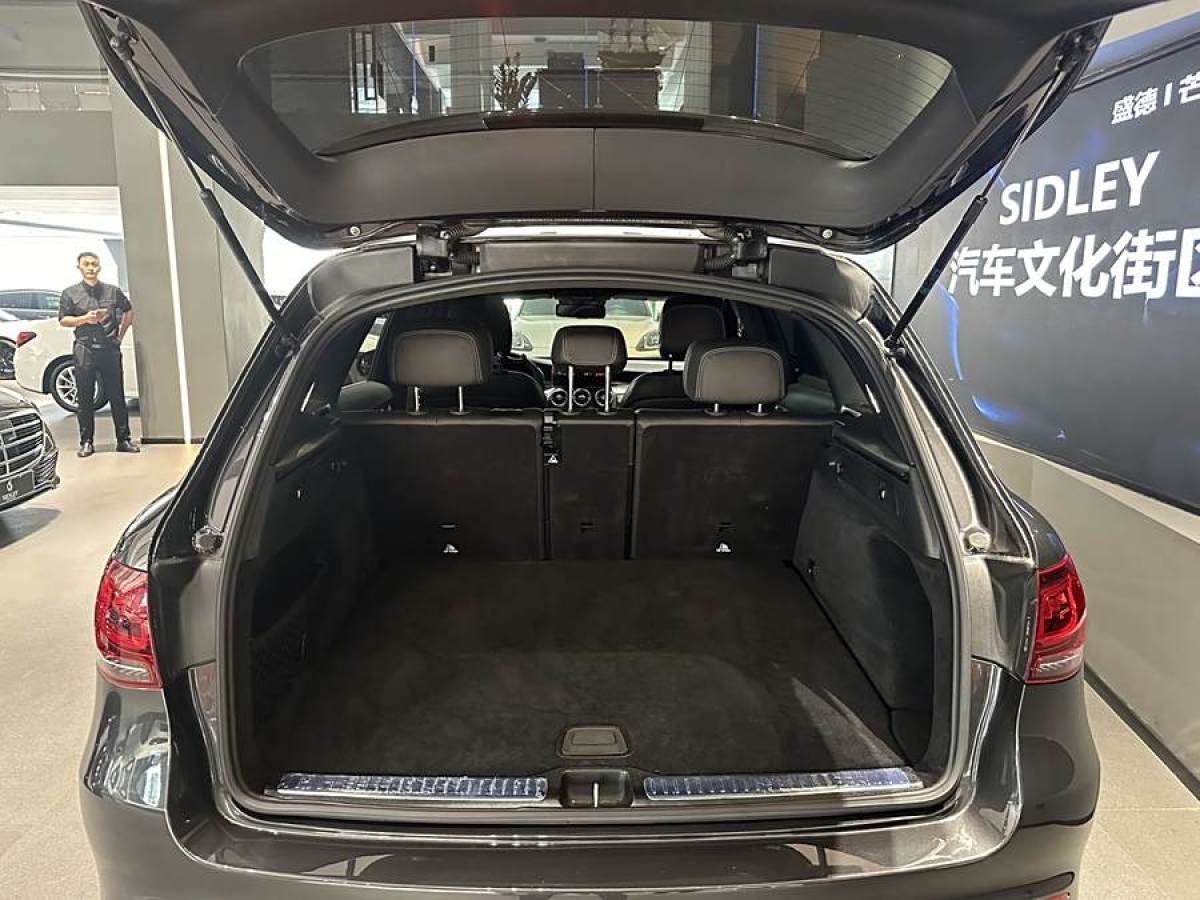 2020年1月奔馳 奔馳GLC  2020款 GLC 300 L 4MATIC 豪華型