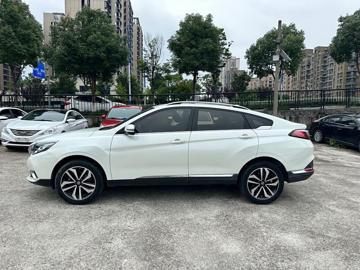 啟辰 T90  2018款 2.0L CVT智聯(lián)智尚版 國(guó)VI圖片