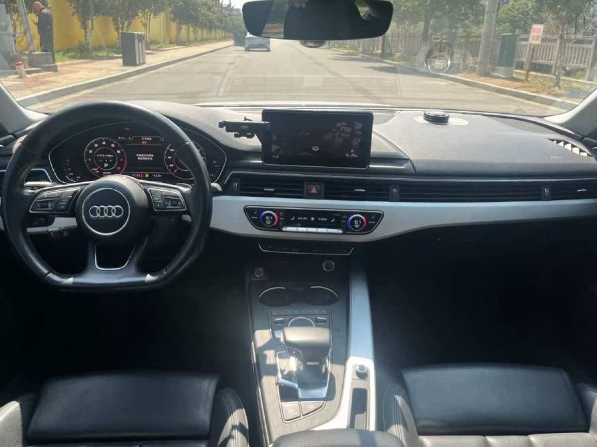 奧迪 奧迪A5  2019款 Sportback 40 TFSI 時(shí)尚型圖片