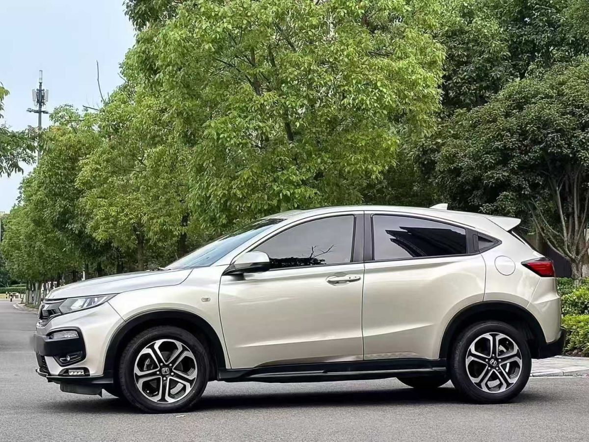 本田 CR-V  2019款 2.0L CVT兩驅(qū)銳混動凈致版圖片