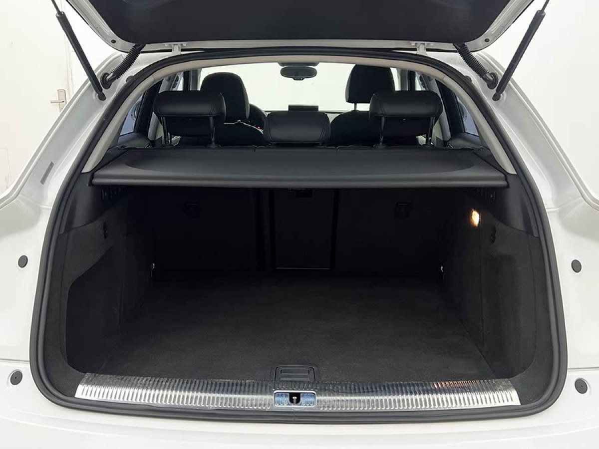 奧迪 奧迪Q3  2015款 35 TFSI quattro 技術(shù)型圖片