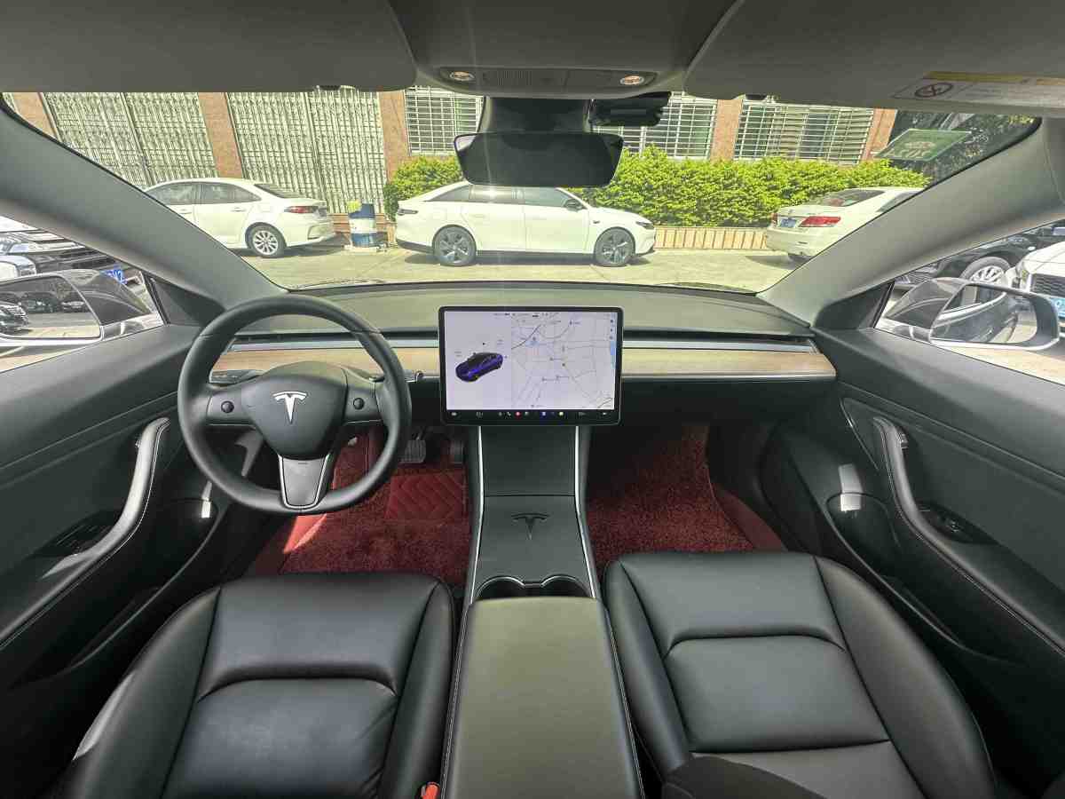 特斯拉 Model 3  2019款 標(biāo)準(zhǔn)續(xù)航后驅(qū)升級(jí)版圖片