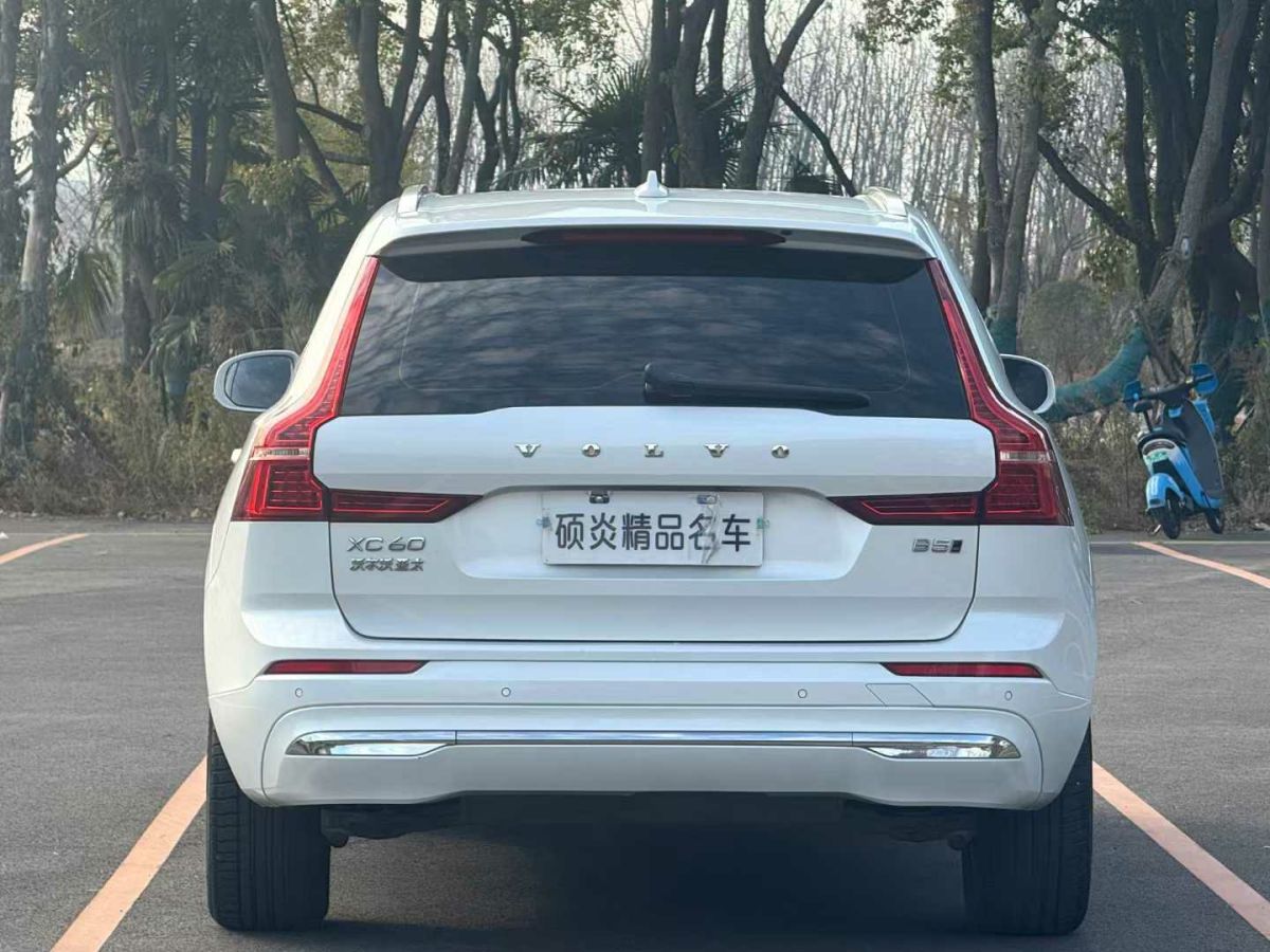 沃爾沃 XC60  2022款 B4 智行豪華版圖片