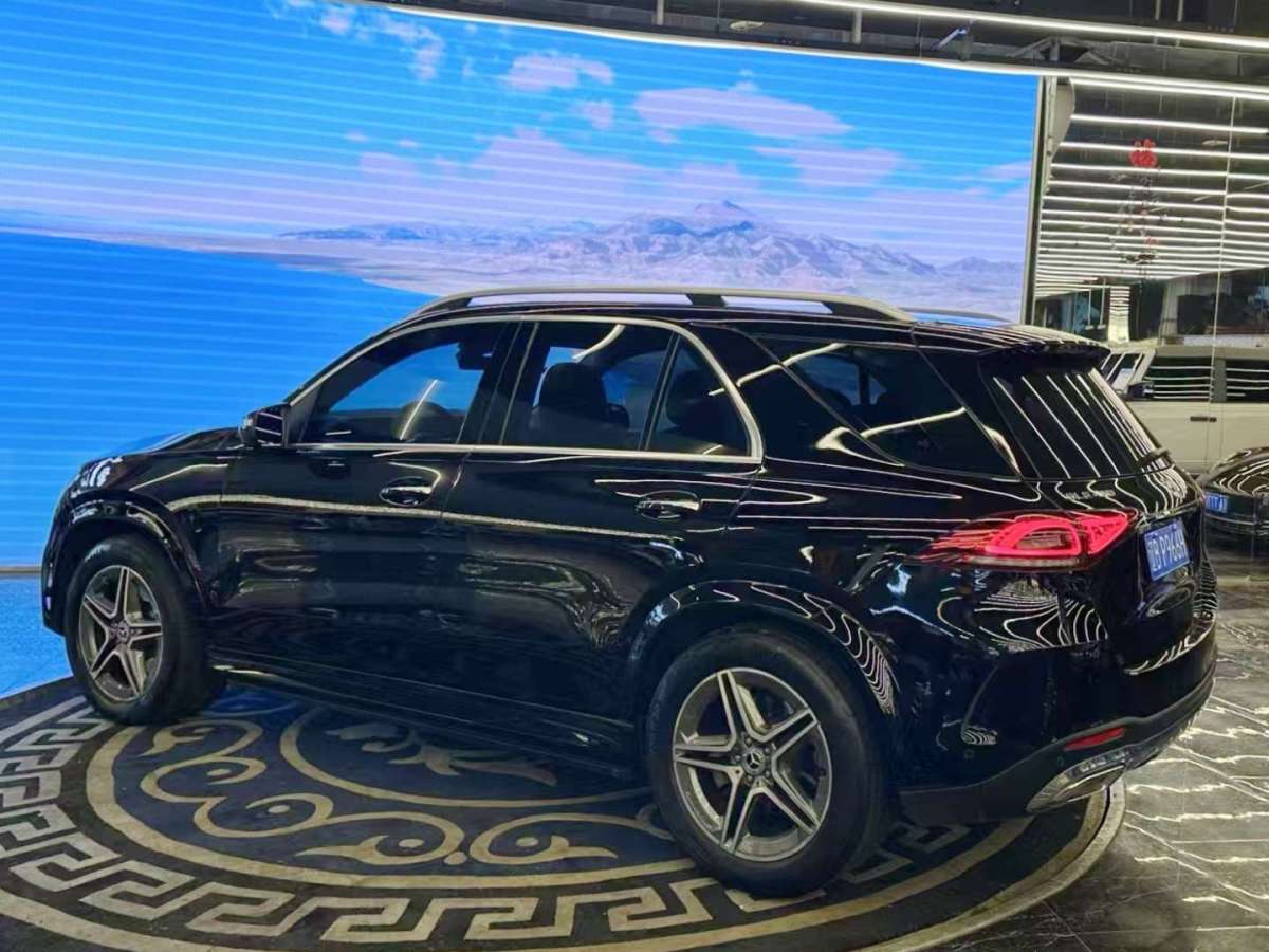 奔馳 奔馳GLE  2020款 GLE 450 4MATIC 時(shí)尚型圖片