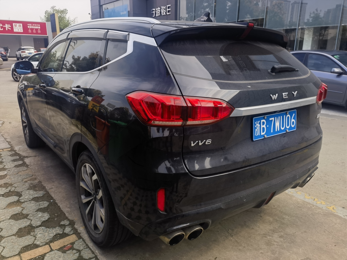 WEY VV6  2018款 2.0T 兩驅(qū)超豪型圖片