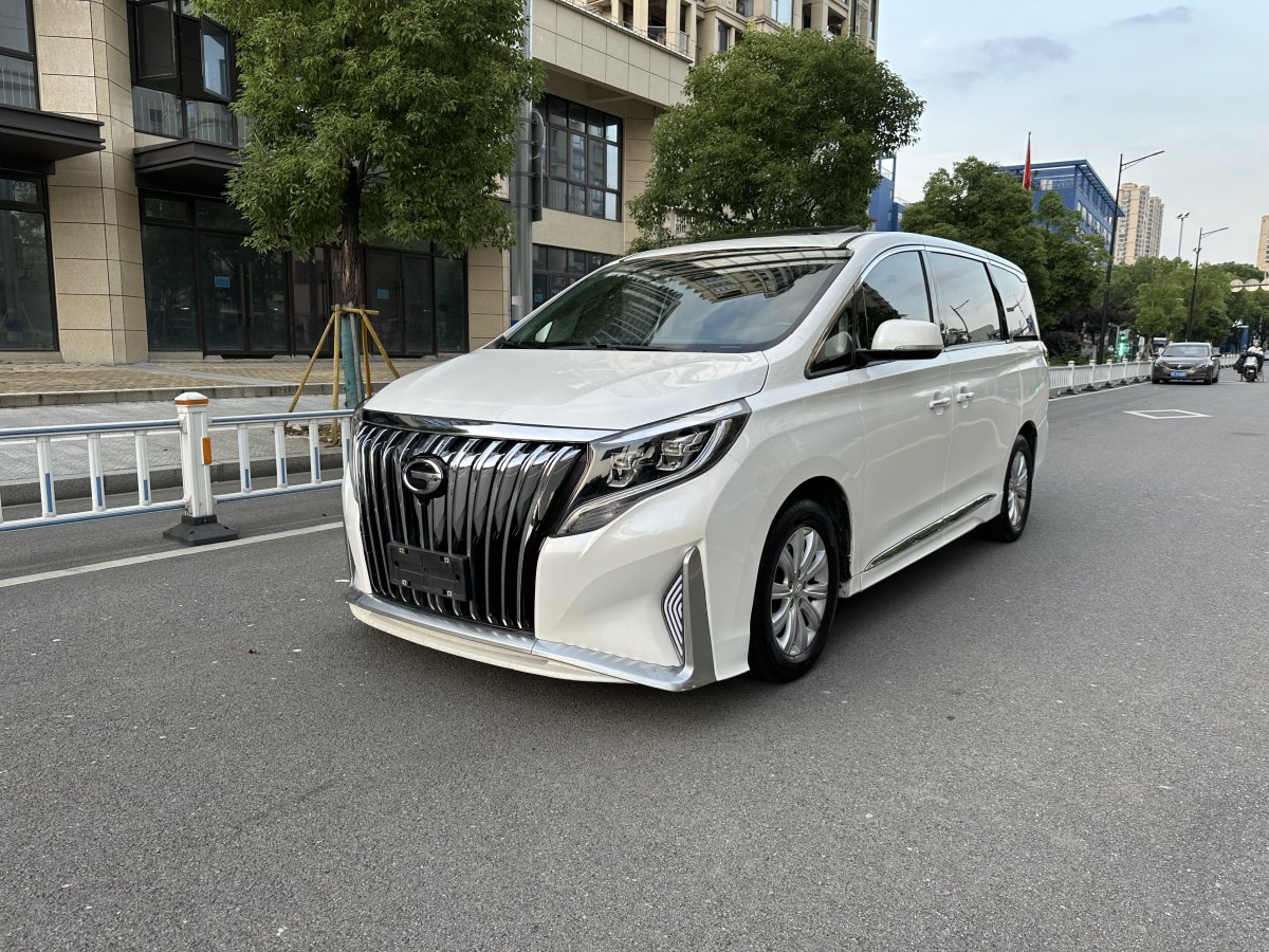 2020年2月廣汽傳祺 M8  2020款 領(lǐng)航款 390T 尊享版