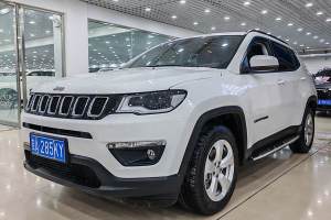 指南者 Jeep 220T 自動領(lǐng)先版