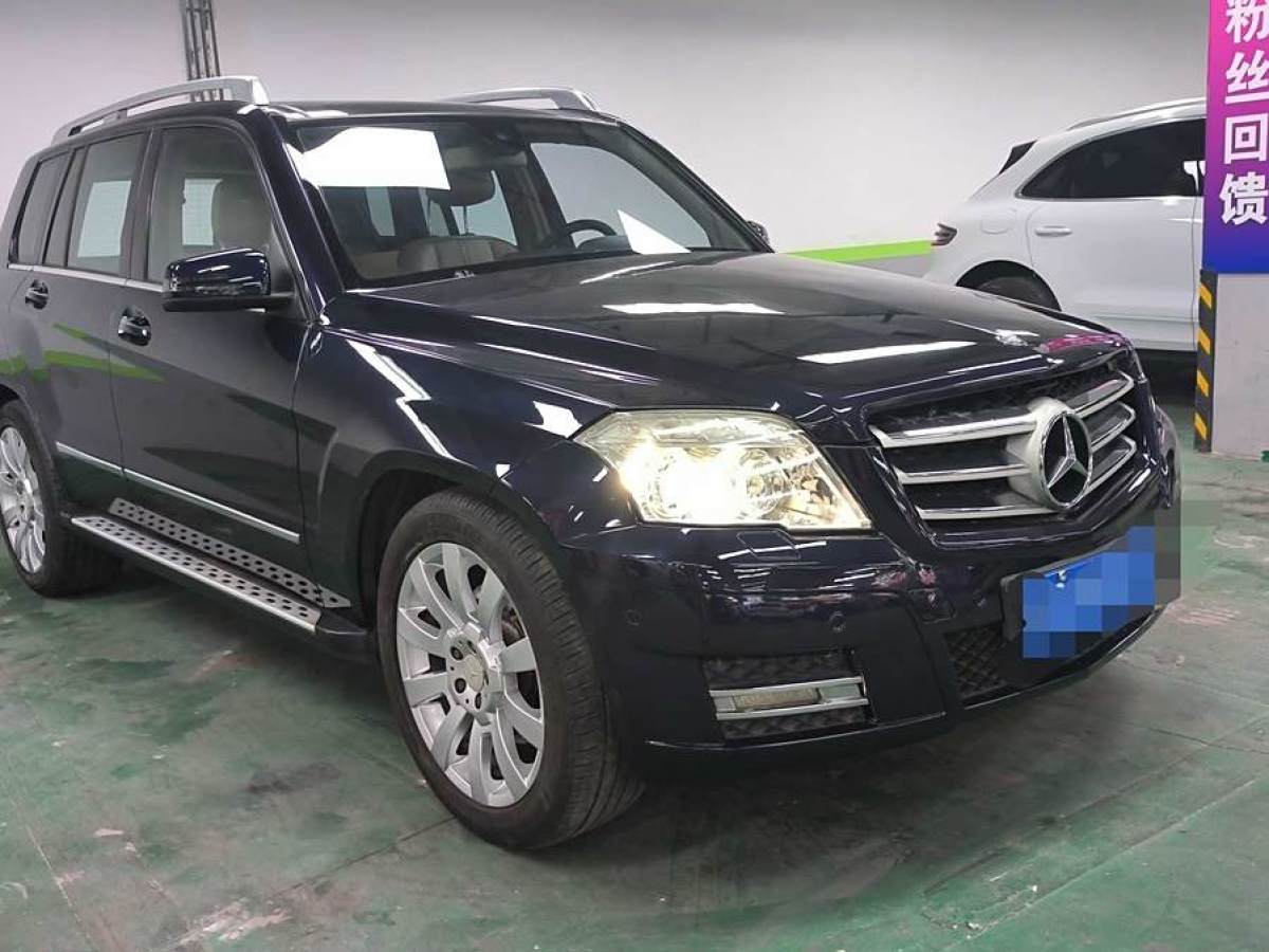 2010年12月奔馳 奔馳GLK級(jí)  2011款 GLK 300 4MATIC 豪華型