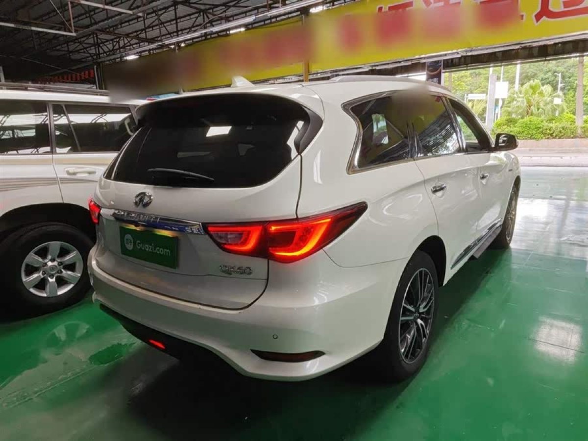 英菲尼迪 QX60  2020款 2.5 S/C Hybrid 兩驅(qū)卓越版 國VI圖片