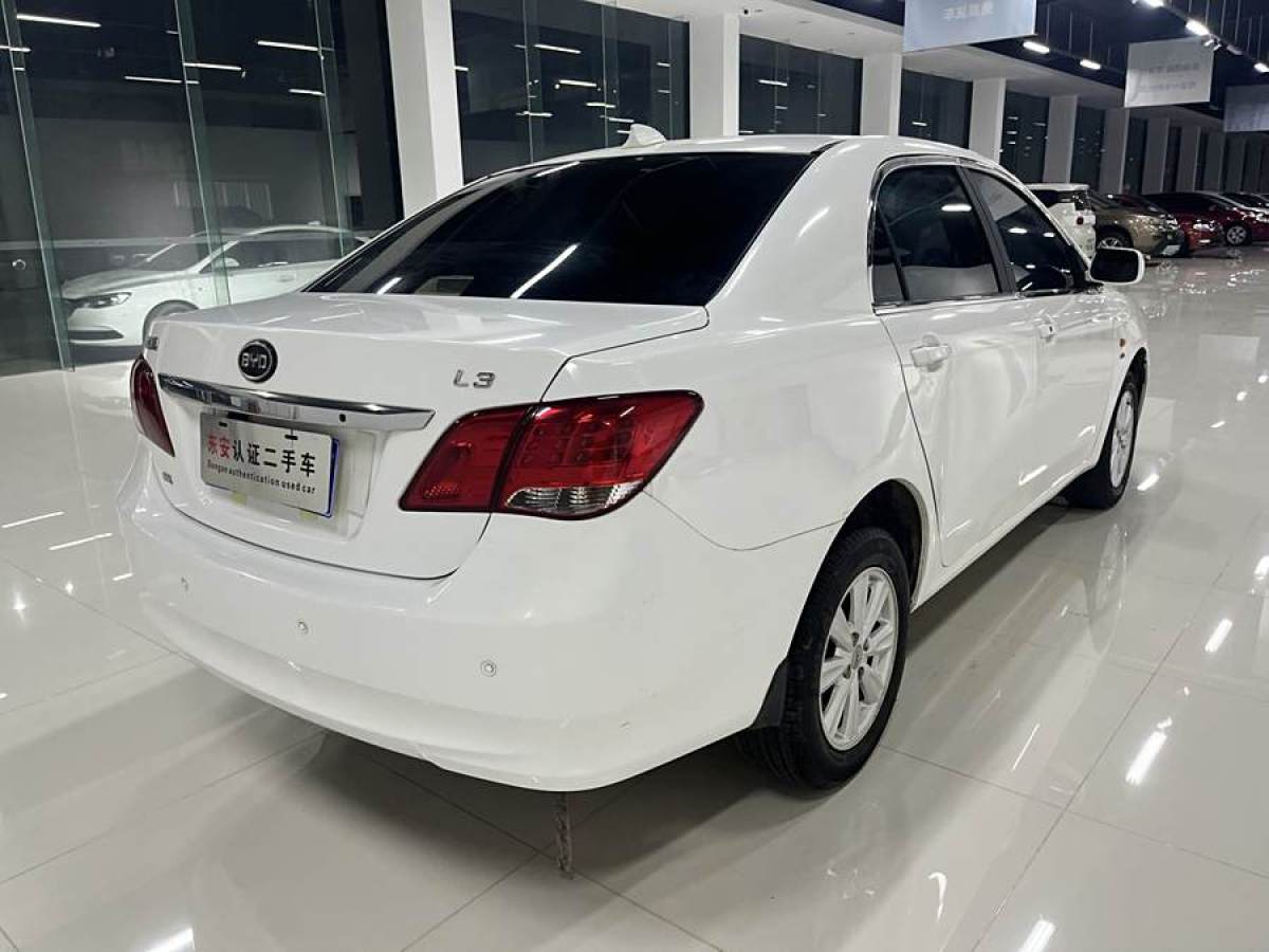 比亞迪 L3  2012款 1.5L 手動舒適型圖片