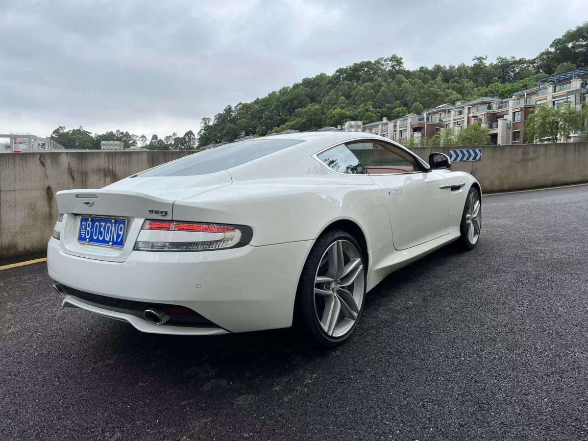 2017年10月阿斯頓·馬丁 阿斯頓?馬丁DB9  2013款 6.0L Coupe