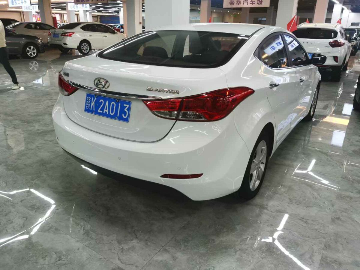 現代 朗動  2013款 1.6L 自動尊貴型圖片