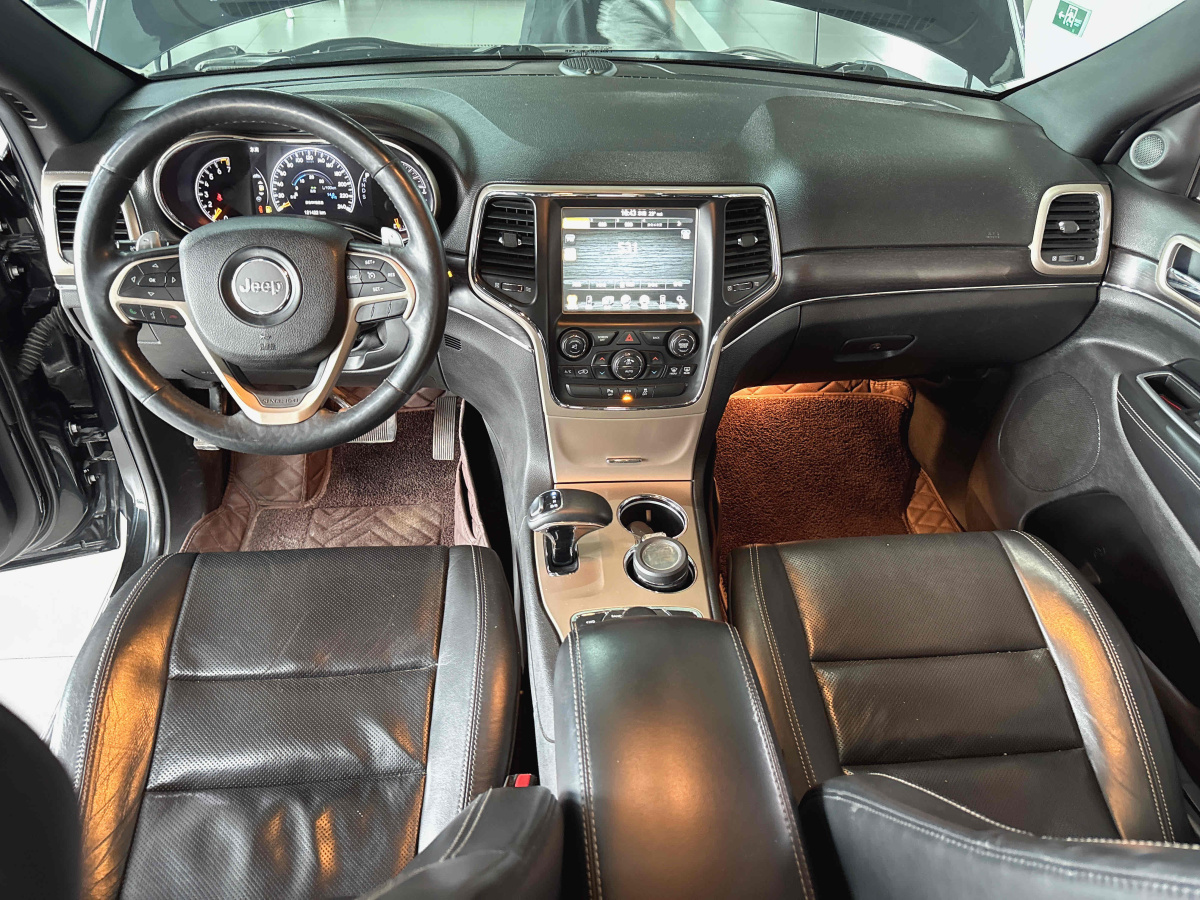 Jeep 大切诺基  2015款 3.6L 精英导航版图片