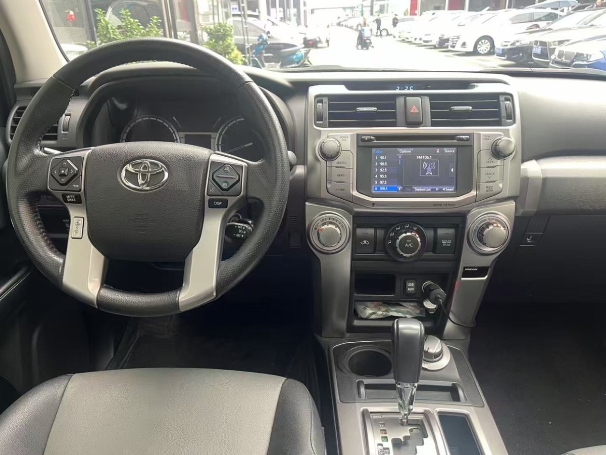 2019年1月豐田 4Runner  4.0L 喬治巴頓改裝車