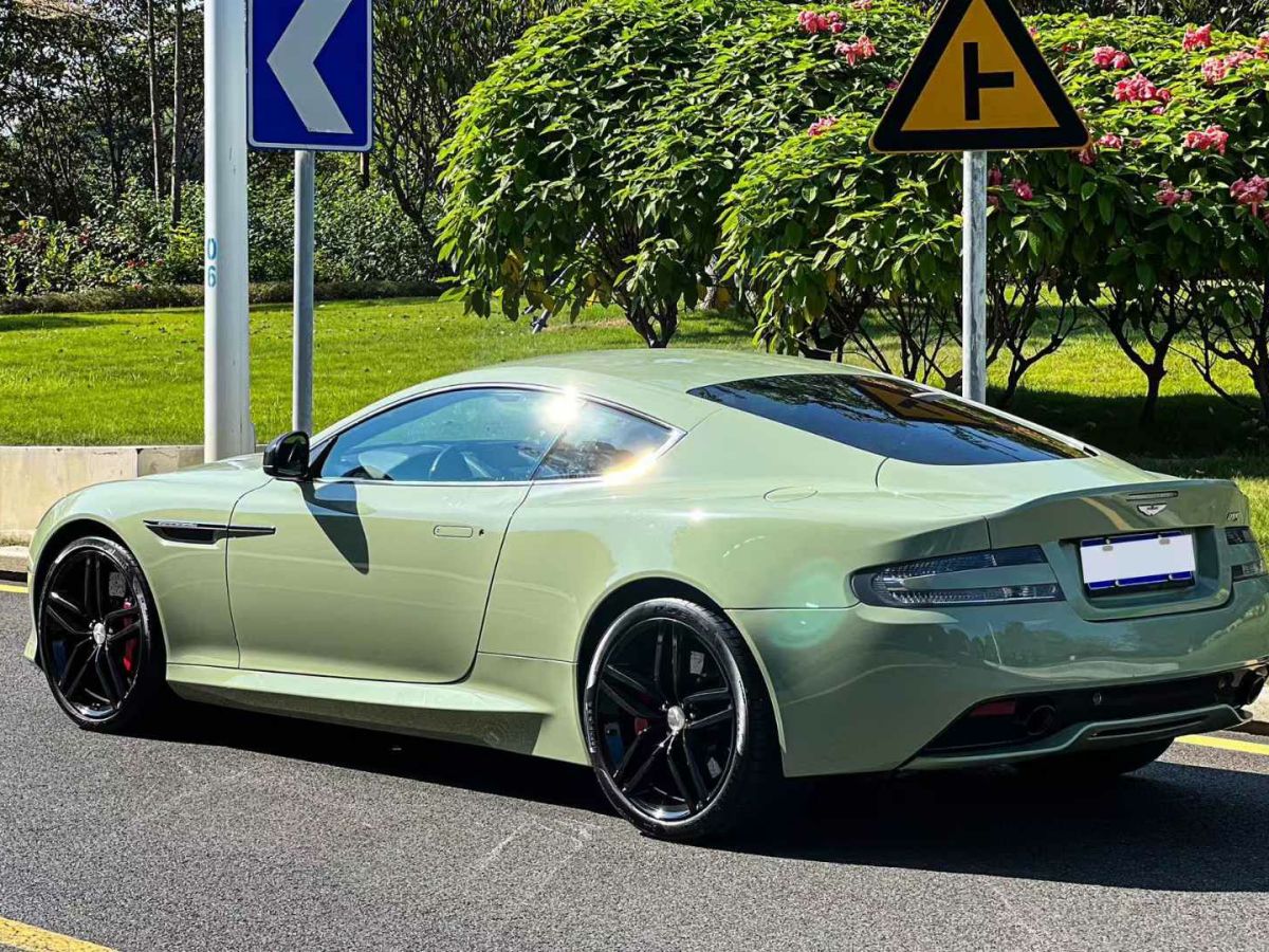 阿斯頓·馬丁 V12 Vantage  2014款 6.0L S圖片