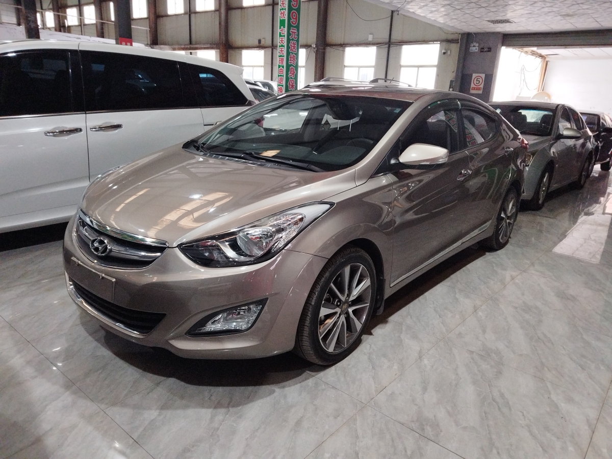 現(xiàn)代 朗動  2015款 1.6L 自動尊貴型圖片