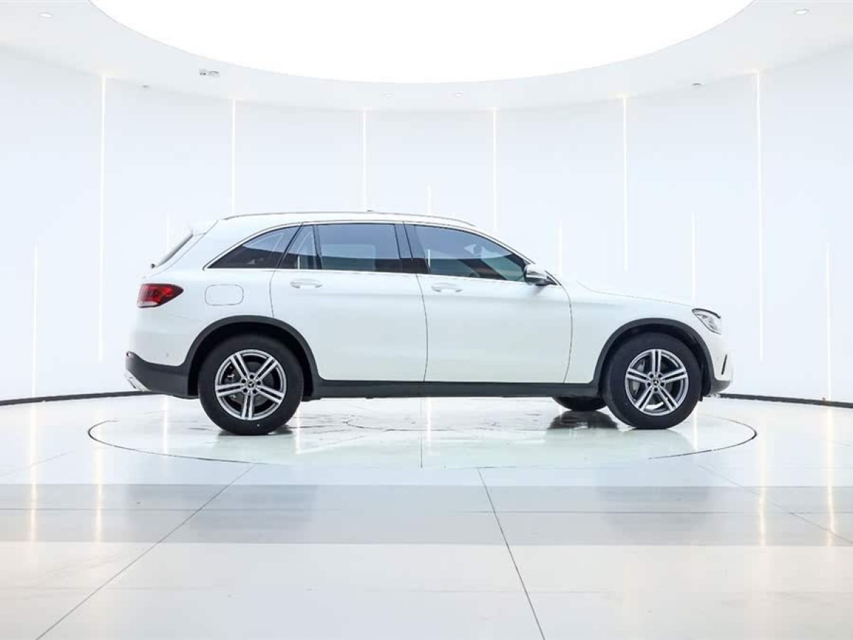 奔馳 奔馳GLC  2018款 改款 GLC 260 4MATIC 動(dòng)感型圖片