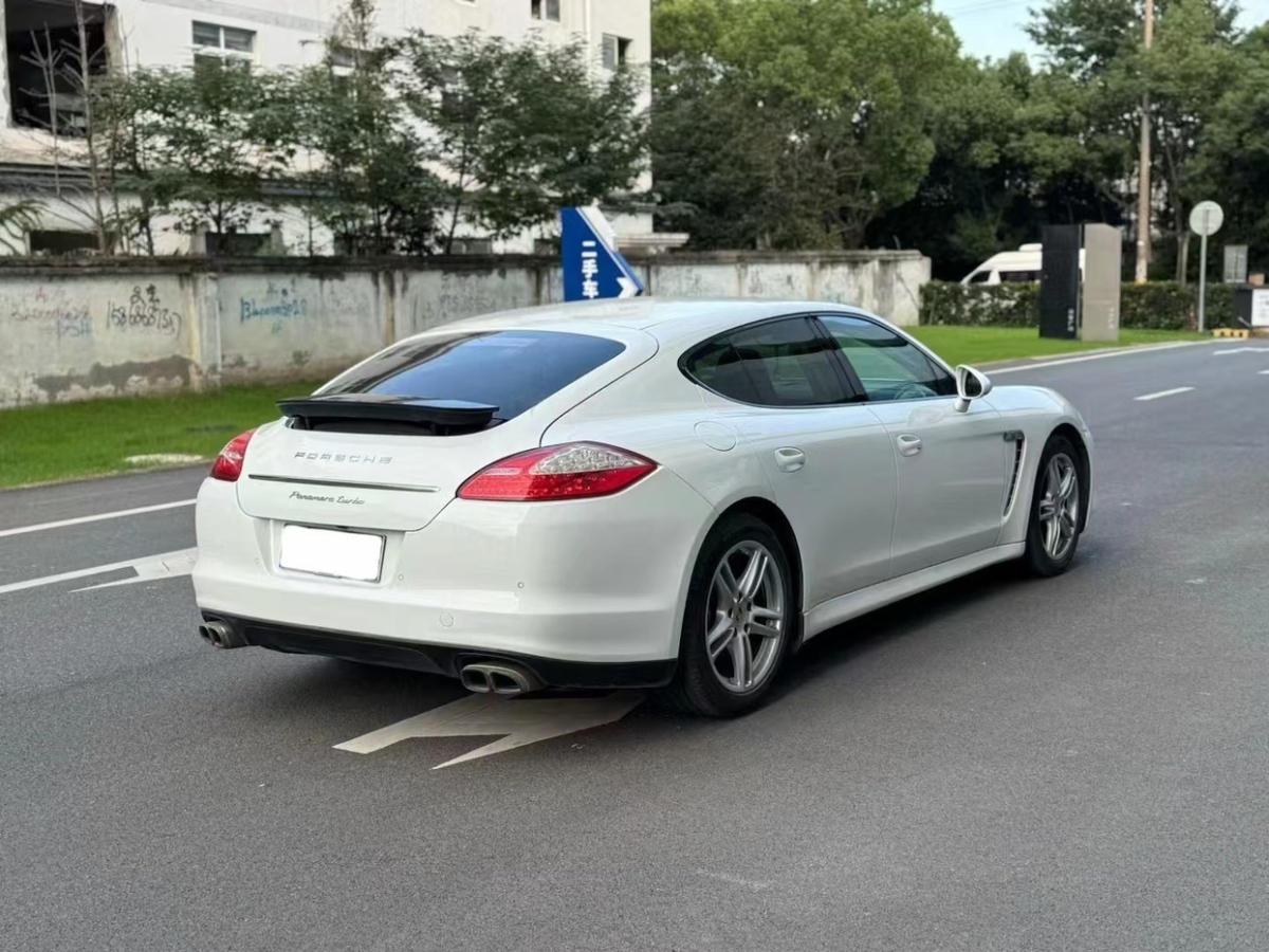 保時(shí)捷 Panamera  2013款 Panamera Platinum Edition 3.6L圖片