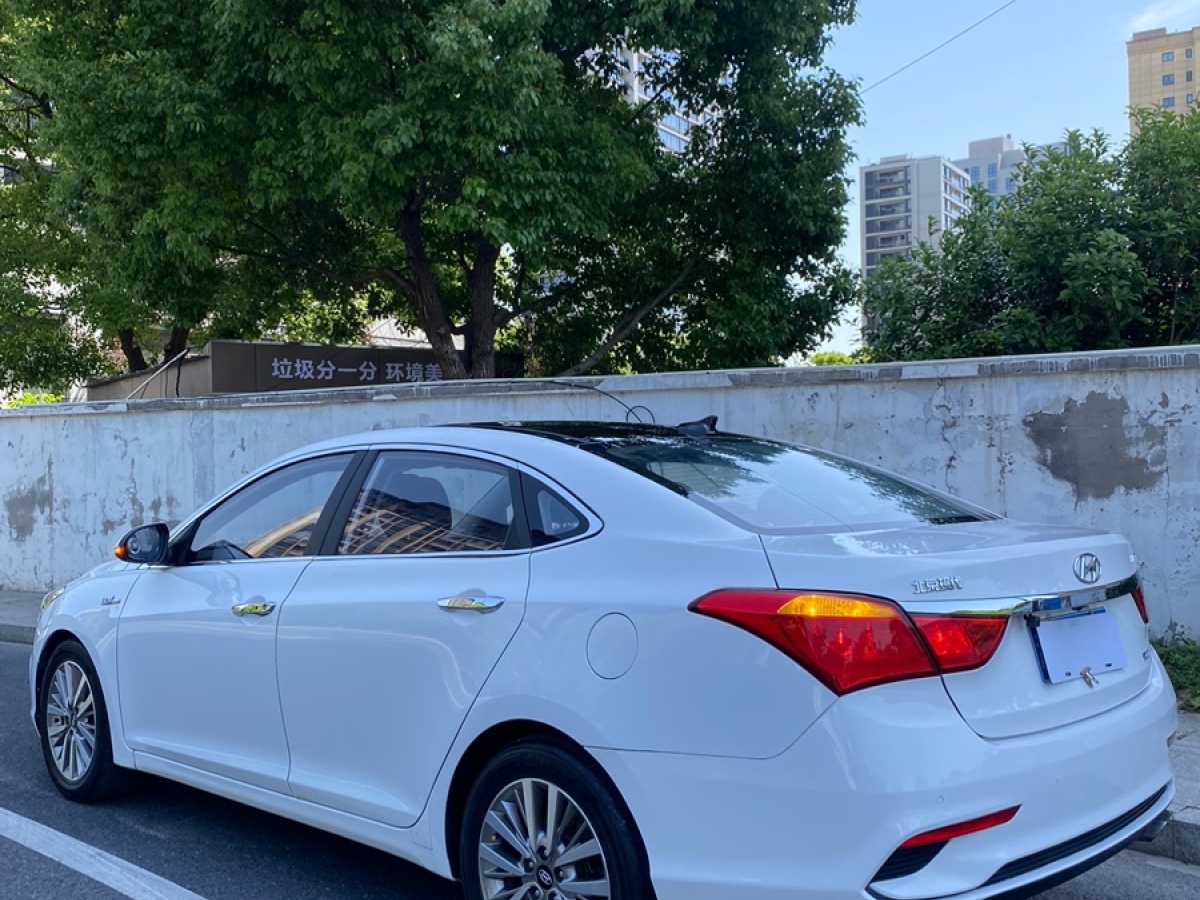 現(xiàn)代 名圖  2017款 1.6T 自動智能型GLS圖片