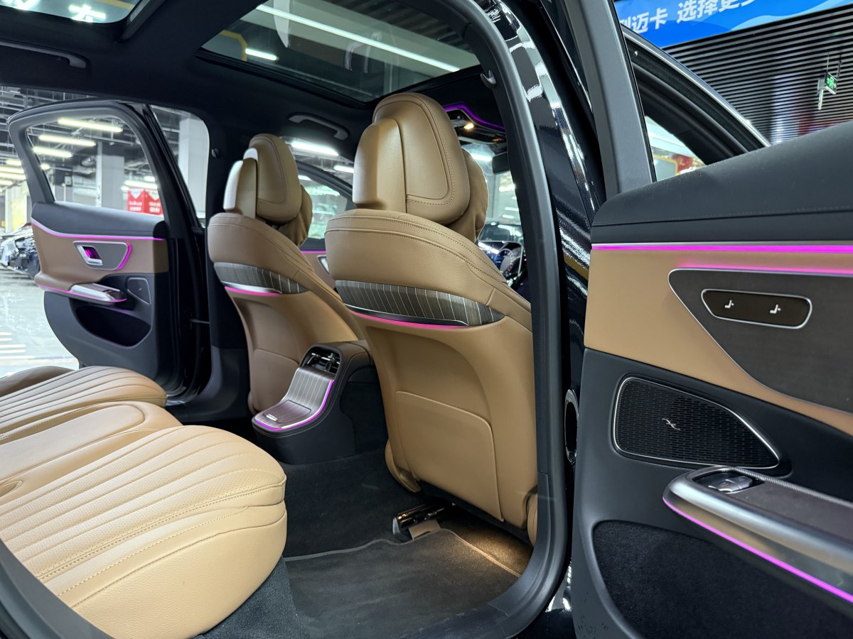 奔馳 奔馳E級(jí)新能源  2024款 E 350 e L 插電式混合動(dòng)力轎車圖片