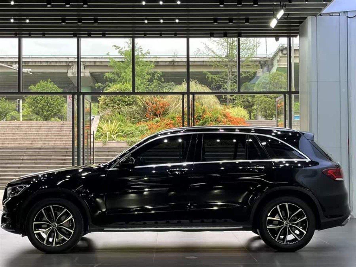 奔馳 奔馳GLC  2025款 改款 GLC 260 L 4MATIC 豪華型圖片