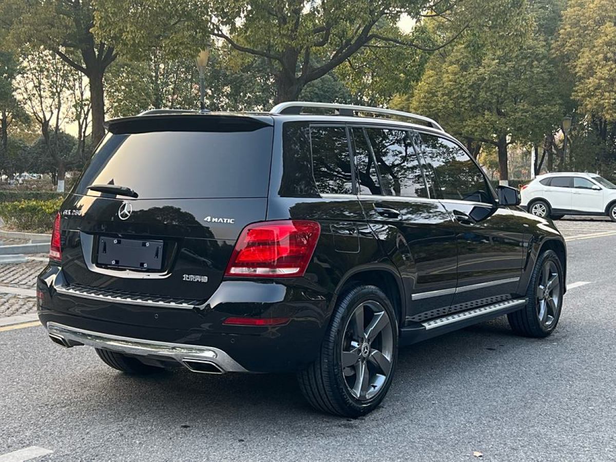 奔馳 奔馳GLK級(jí)  2015款 GLK 260 4MATIC 時(shí)尚型 極致版圖片