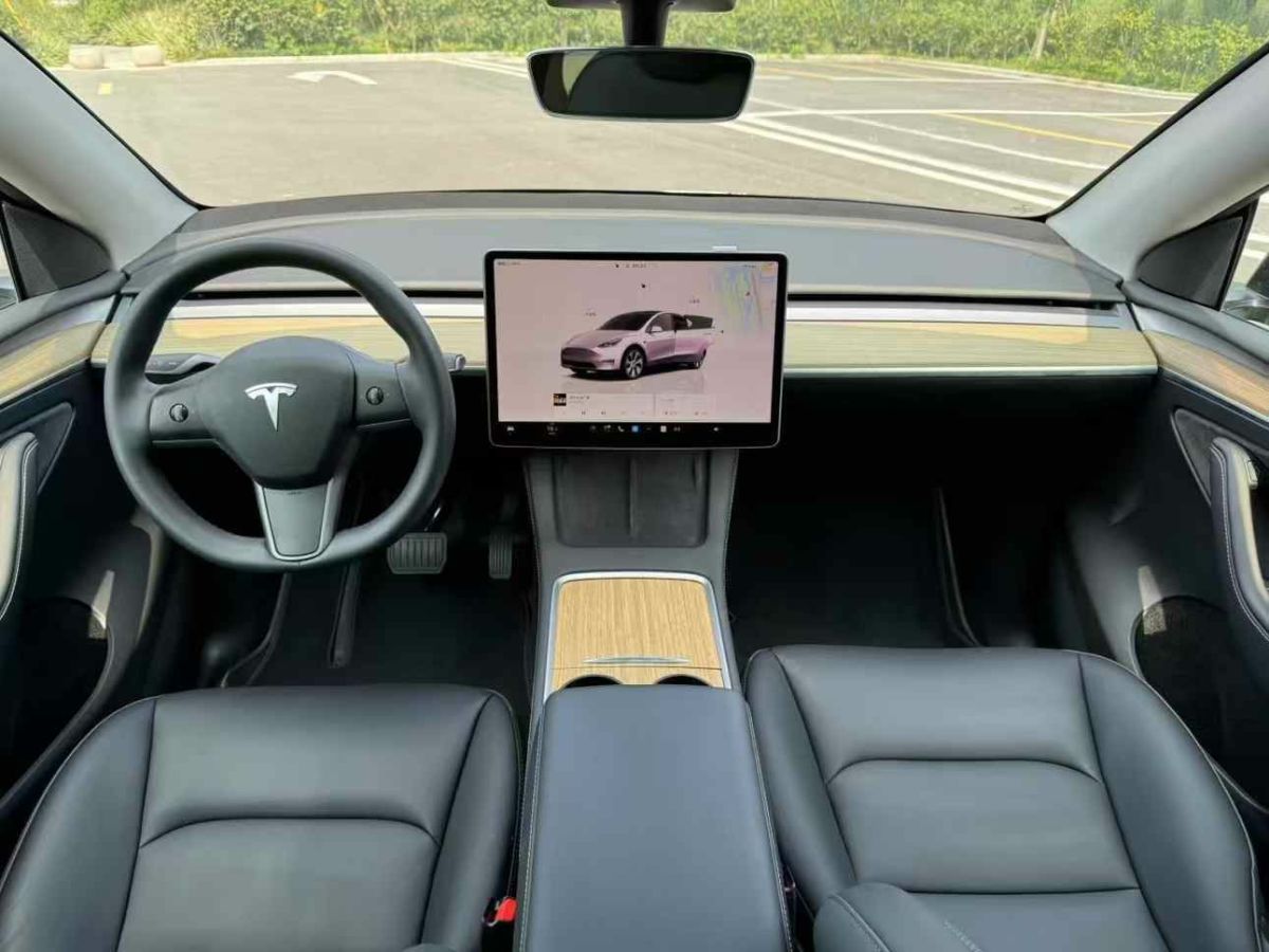 特斯拉 Model S  2023款 三電機(jī)全輪驅(qū)動 Plaid版圖片