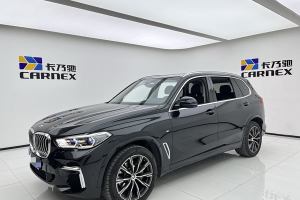 宝马X5 宝马 改款 xDrive 30Li 尊享型M运动套装