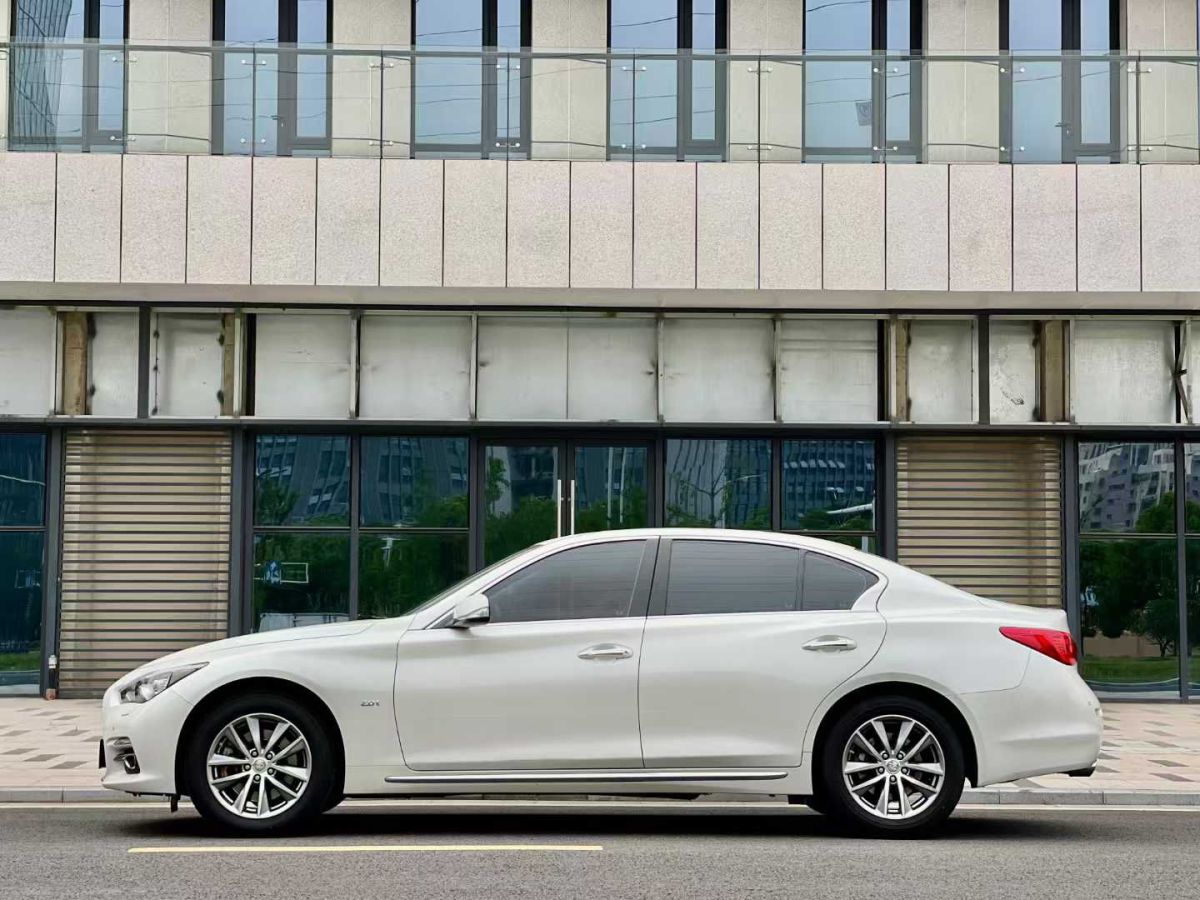 英菲尼迪 Q50L  2016款 2.0T 悅享版圖片