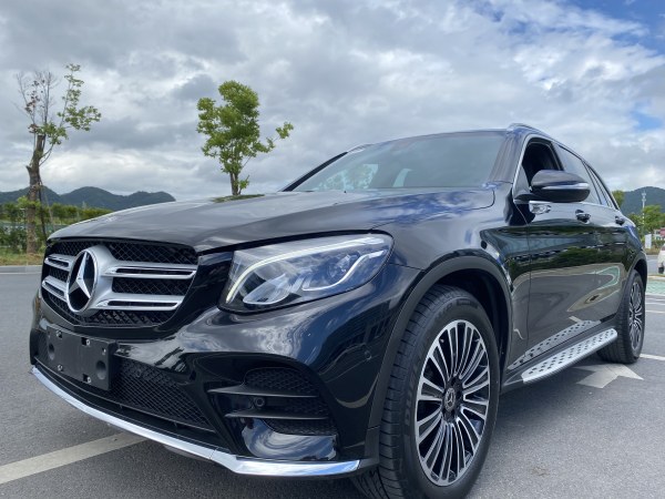 奔驰 奔驰GLC  2019款 改款 GLC 260 L 4MATIC 豪华型