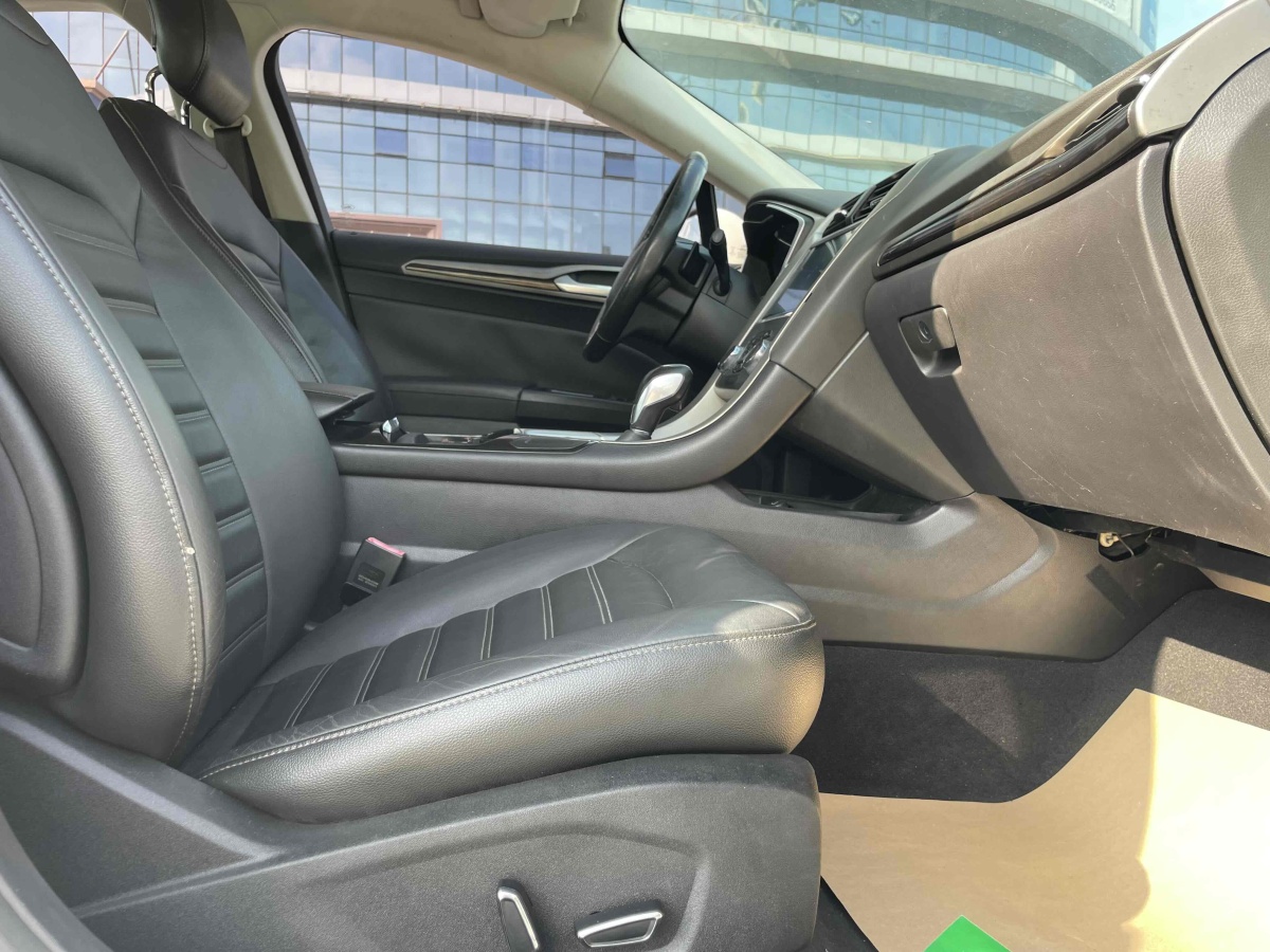 2016年6月福特 蒙迪歐  2013款 2.0L GTDi200時尚型