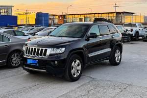 大切諾基 Jeep 3.6L 豪華導(dǎo)航版