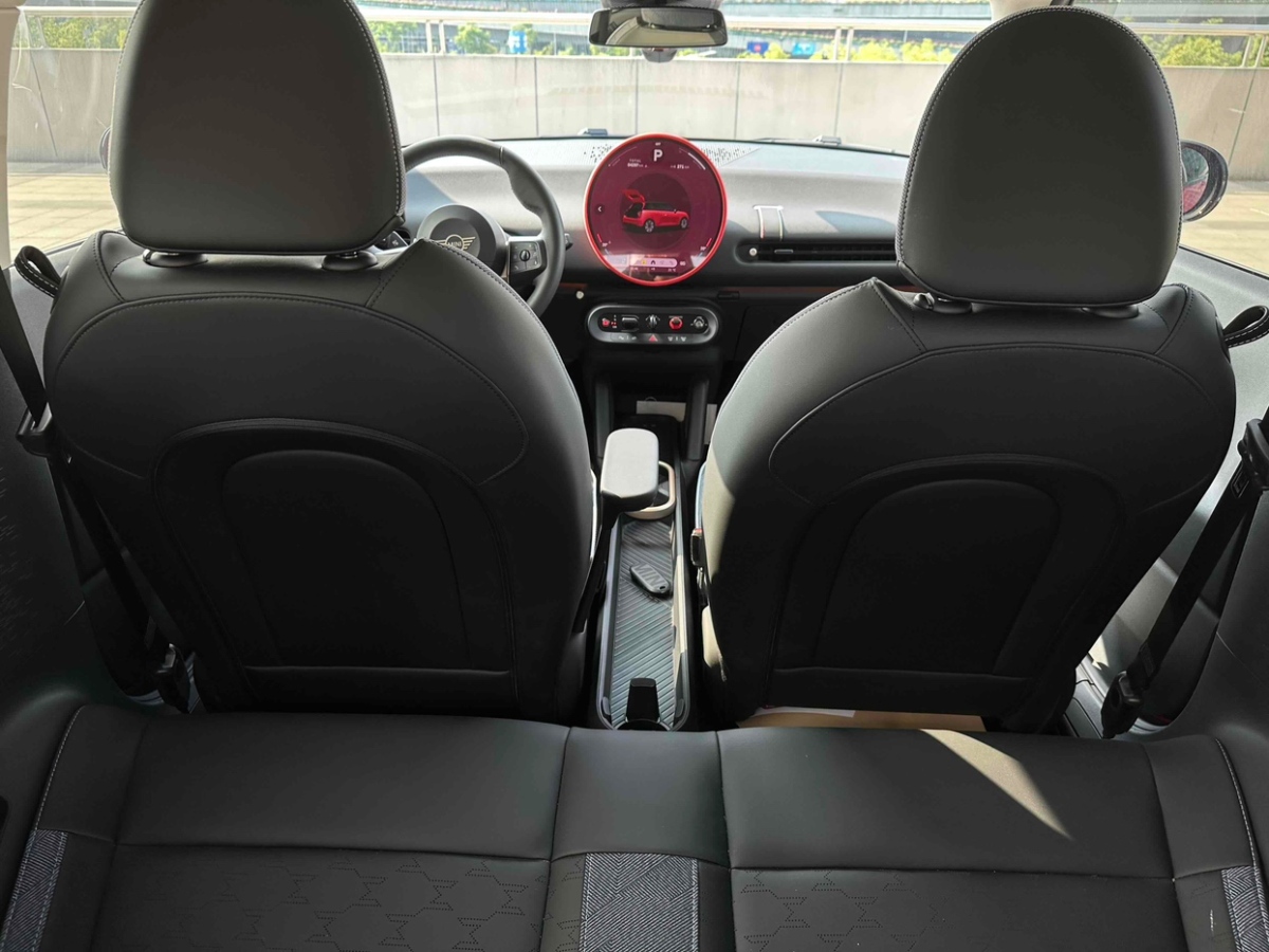 MINI 電動MINI COOPER  2025款 456km COOPER E 經典派圖片