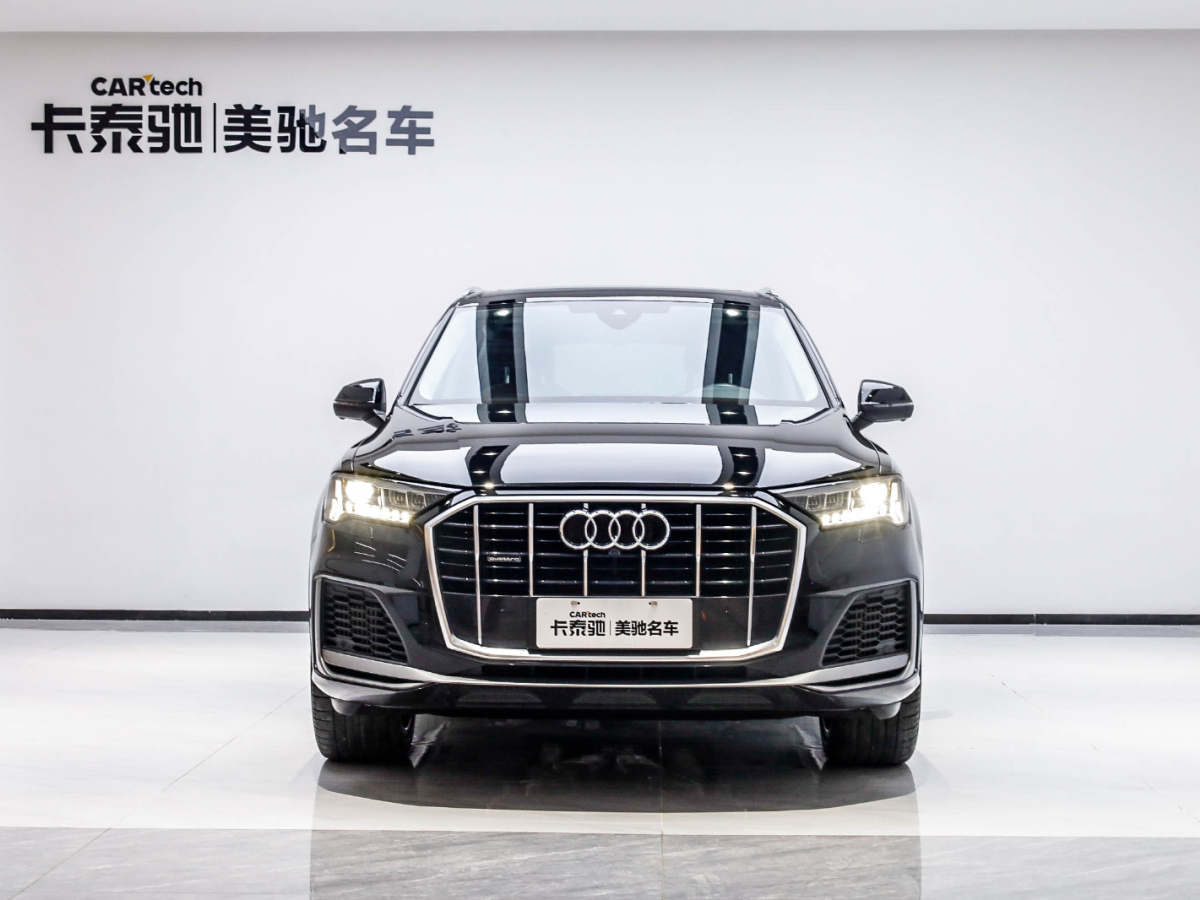 奧迪Q7 2022款 55 TFSI quattro S line運(yùn)動(dòng)型圖片