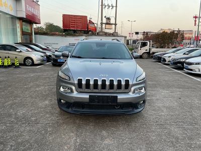 2014年9月 Jeep 自由光(進(jìn)口) 2.4L 豪華版圖片