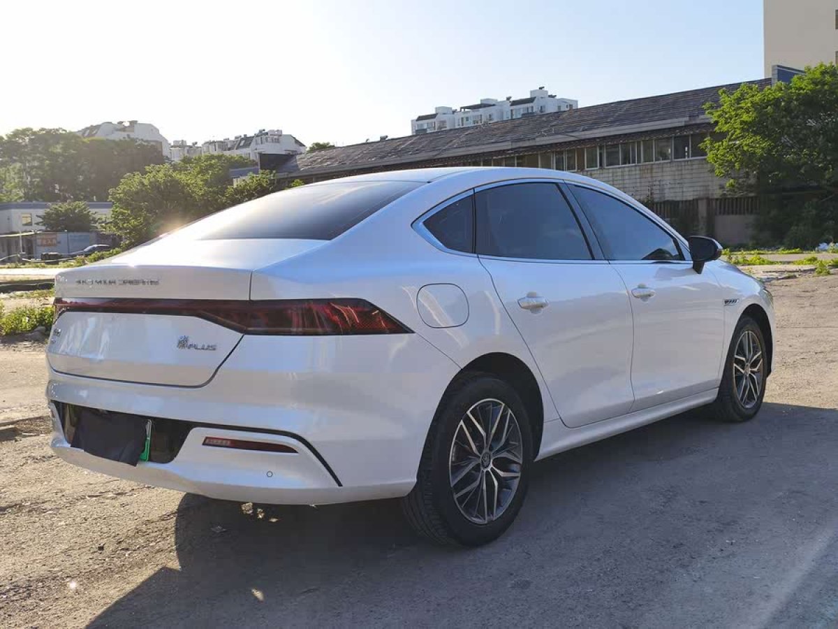 比亞迪 秦PLUS  2021款 DM-i 120KM 尊貴型圖片