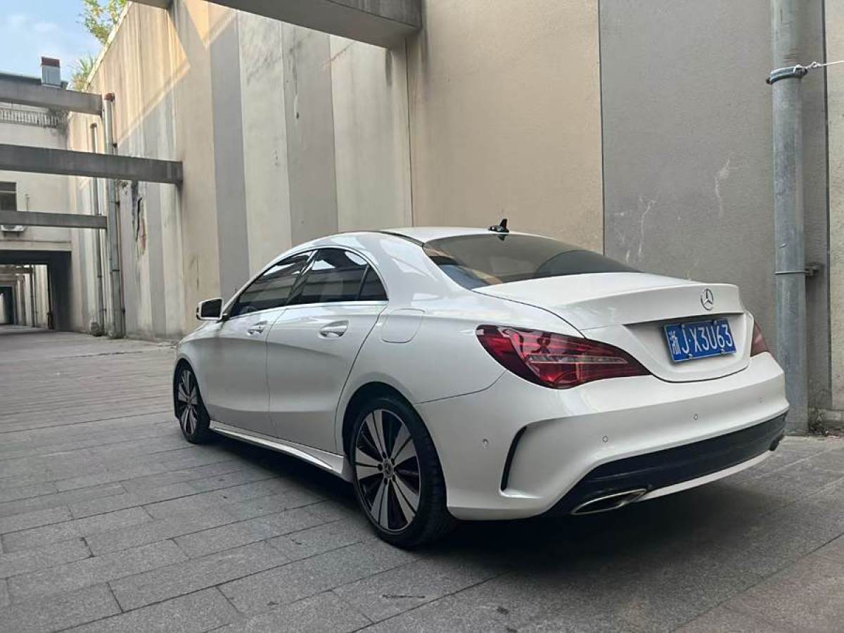 奔馳 奔馳CLA級  2018款 CLA 200 時尚型圖片