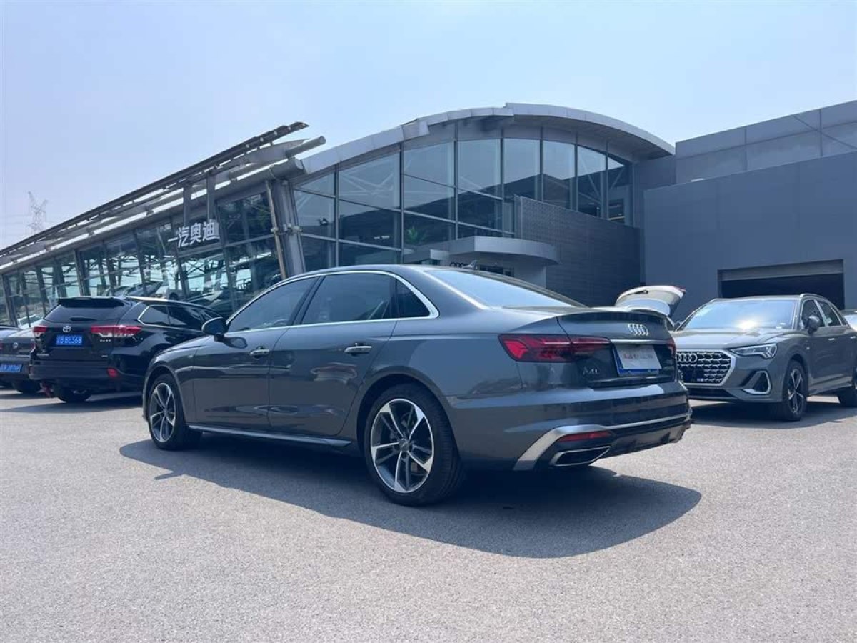 奧迪 奧迪A4L  2020款 40 TFSI 時(shí)尚動(dòng)感型圖片