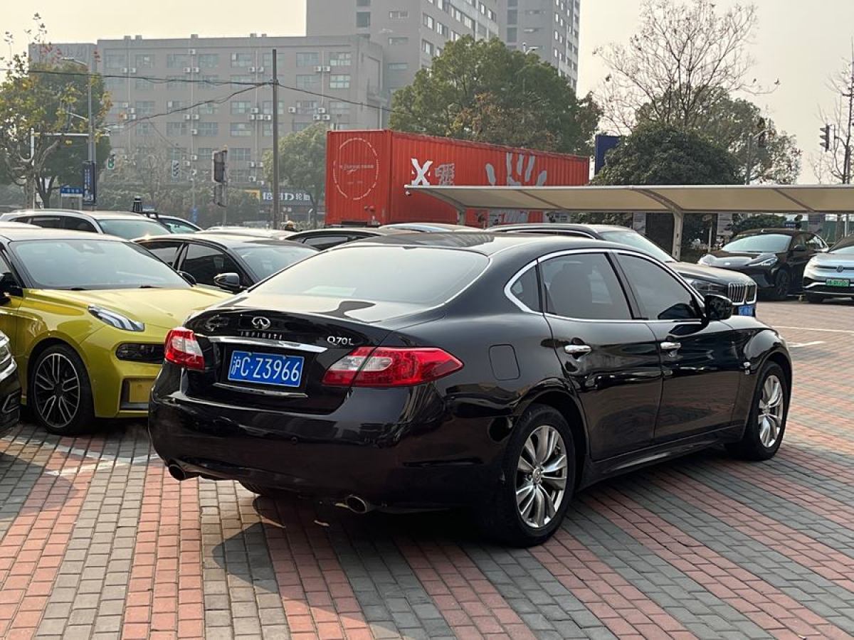 英菲尼迪 Q70  2013款 Q70L 2.5L 舒適版圖片