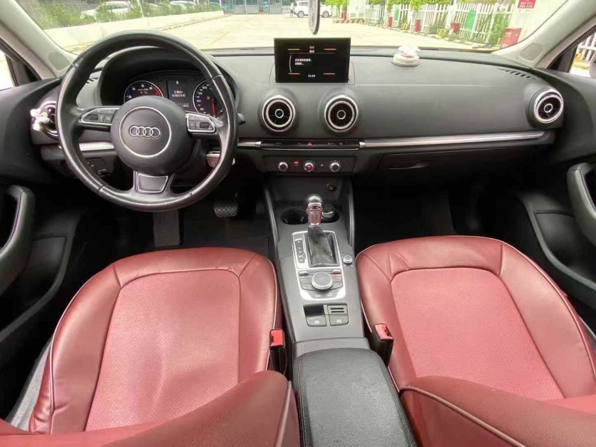 奧迪 奧迪A3  2015款 A3 1.4TFSI 35TFSI 百萬(wàn)紀(jì)念智領(lǐng)型圖片