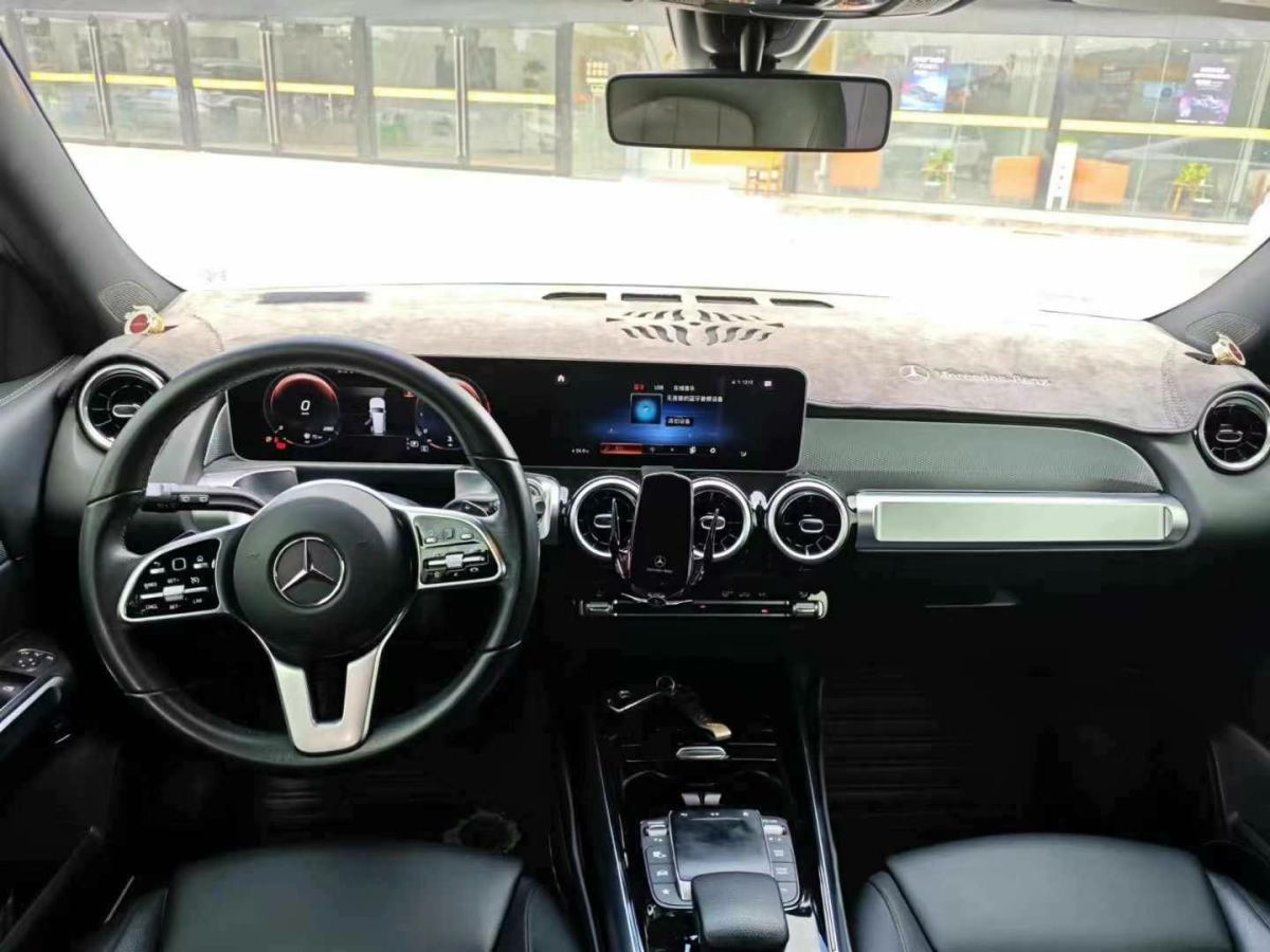 奔馳 奔馳GLE  2020款  GLE 350 4MATIC 時(shí)尚型圖片