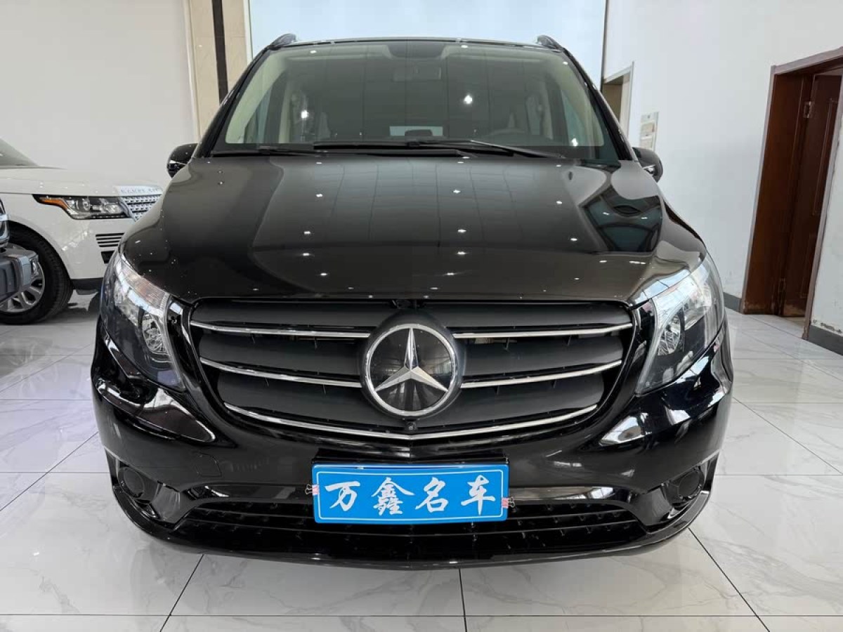 奔馳 威霆  2023款 2.0T 精英版 7座圖片