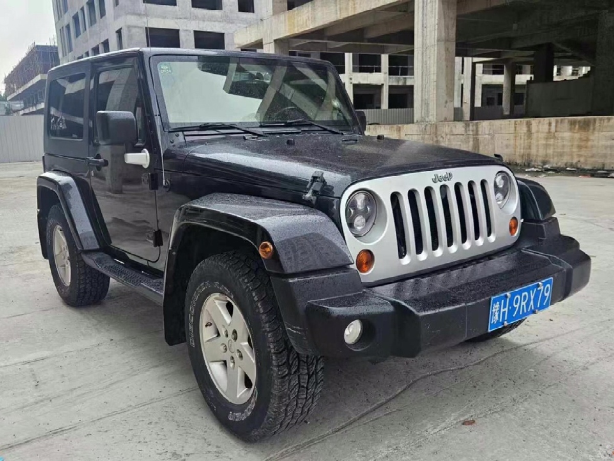 Jeep 牧馬人  2010款 3.8L Sahara 四門版圖片