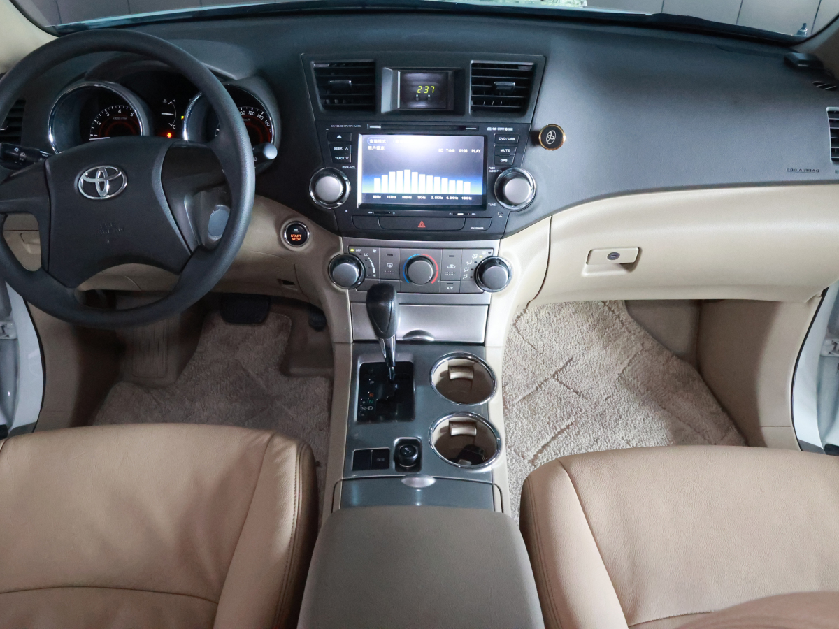 丰田 汉兰达  2012款 2.7L 两驱5座精英版图片