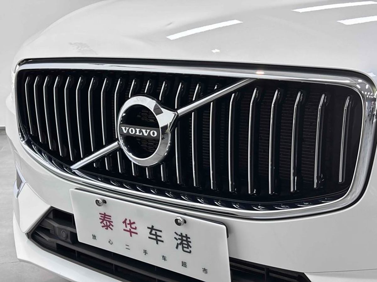 沃爾沃 XC60  2020款 T5 四驅(qū)智遠(yuǎn)豪華版圖片