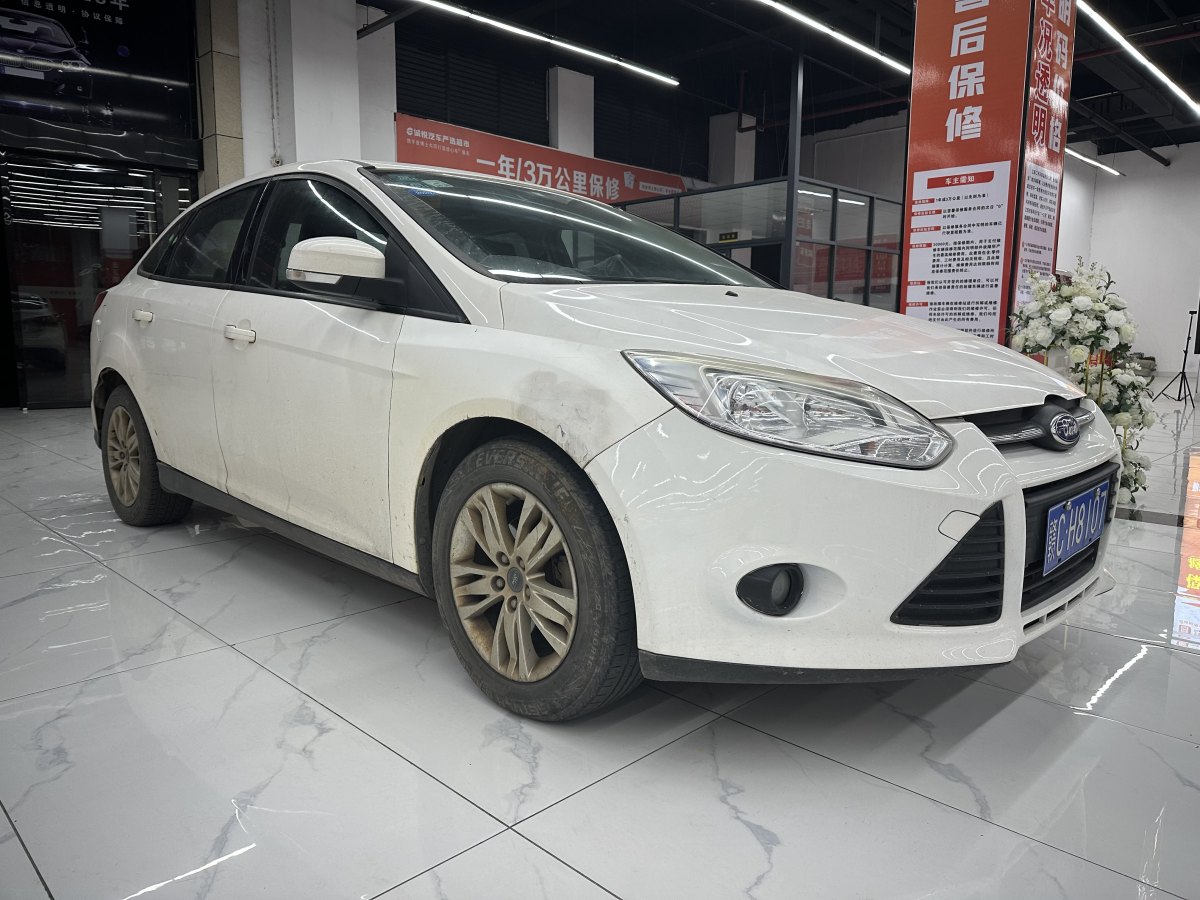 福特 福克斯  2012款 三廂 1.6L 手動(dòng)舒適型圖片