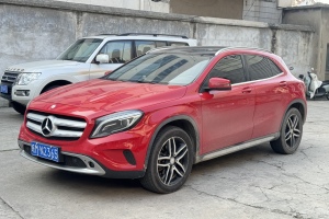 奔馳GLA 奔馳 GLA 220 4MATIC 時(shí)尚型