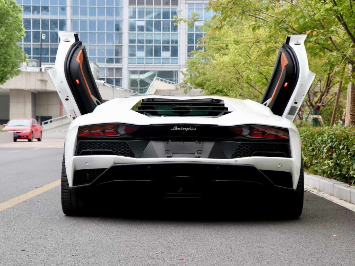 蘭博基尼 Aventador  2019款 Aventador SVJ圖片