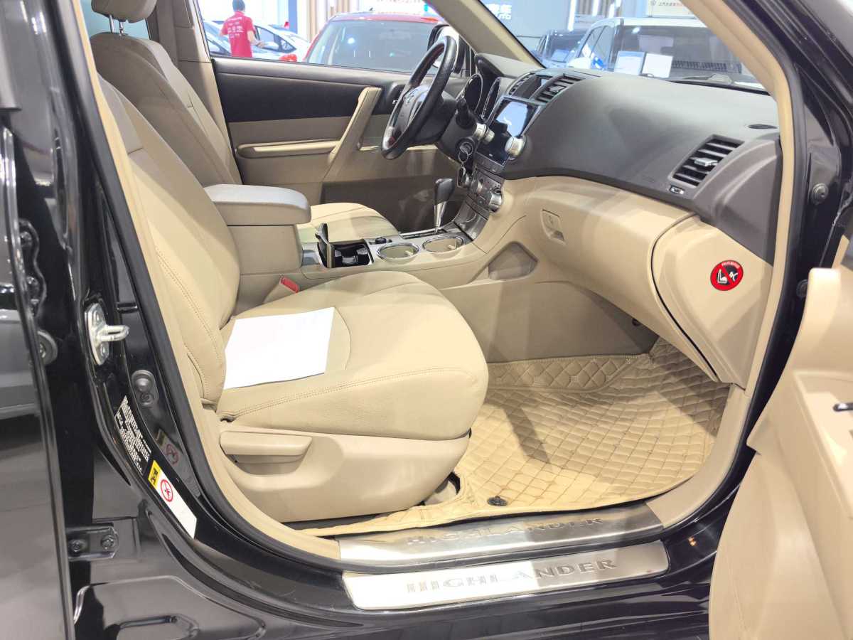 豐田 漢蘭達(dá)  2012款 2.7L 兩驅(qū)5座精英版圖片